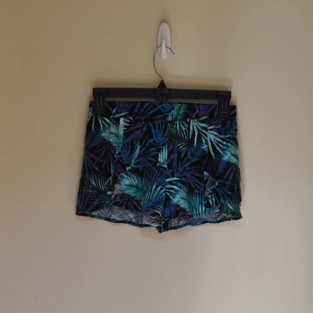 Blue girls patterned shorts